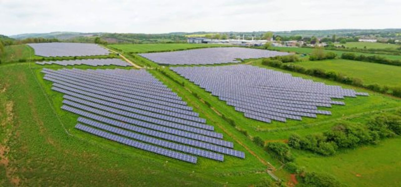 Parques-solares-e1586159517613